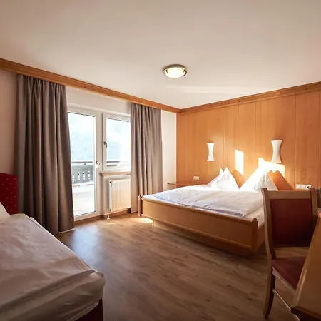 Vier Jahreszeiten Bed & Breakfast Saalbach-Hinterglemm