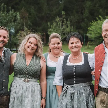 Vier Jahreszeiten Bed & Breakfast Saalbach-Hinterglemm